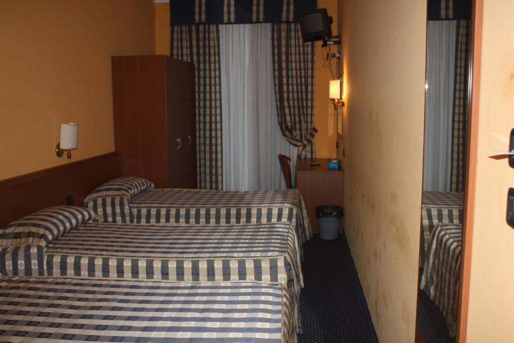 Hotel Tre Denti Cantalupa Quarto foto